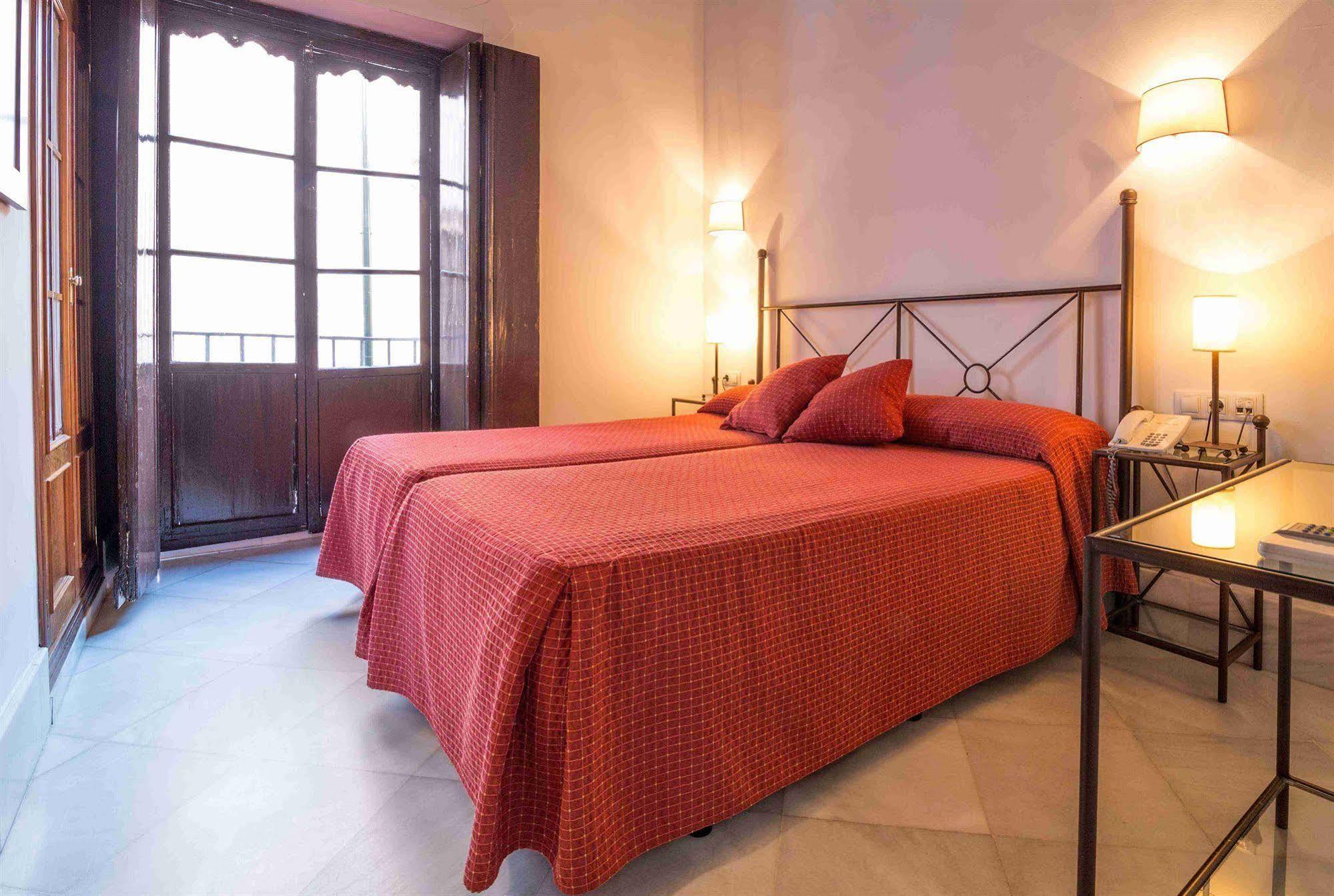 Hotel Nuea Giralda à Séville Extérieur photo